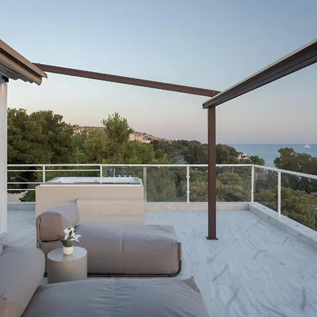 The Vouliagmeni Penthouse Apartment Athens
